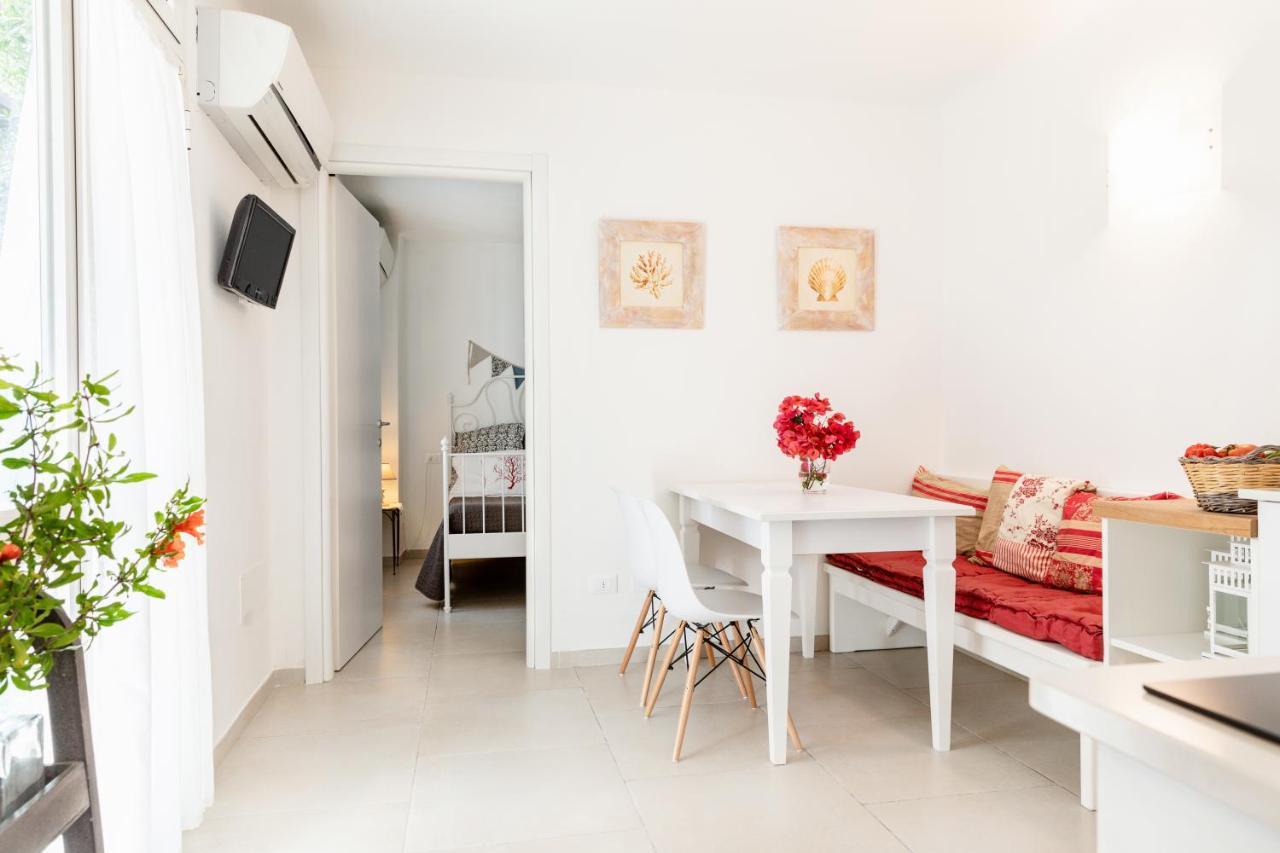 Pochi Passi Dal Mare Apartment San Bartolomeo Al Mare Exterior photo